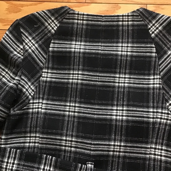 Classy Wool 2 pc suit - Picture 7 of 14